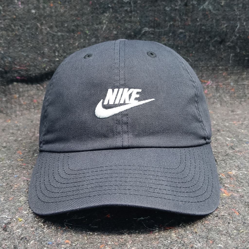 Topi Nike Heritage86