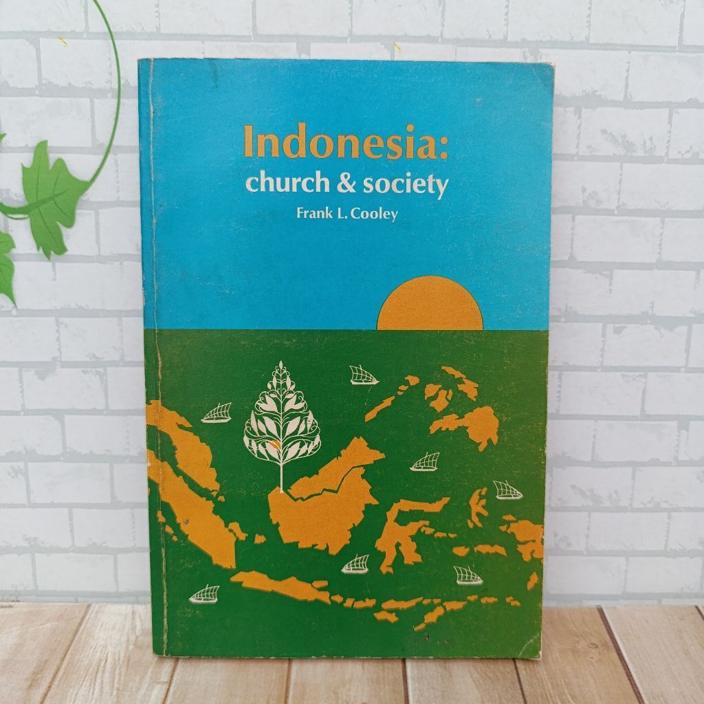 buku langka original vintage 1968 - buku sejarah gereja Indonesia berbahasa Inggris - Indonesia chur