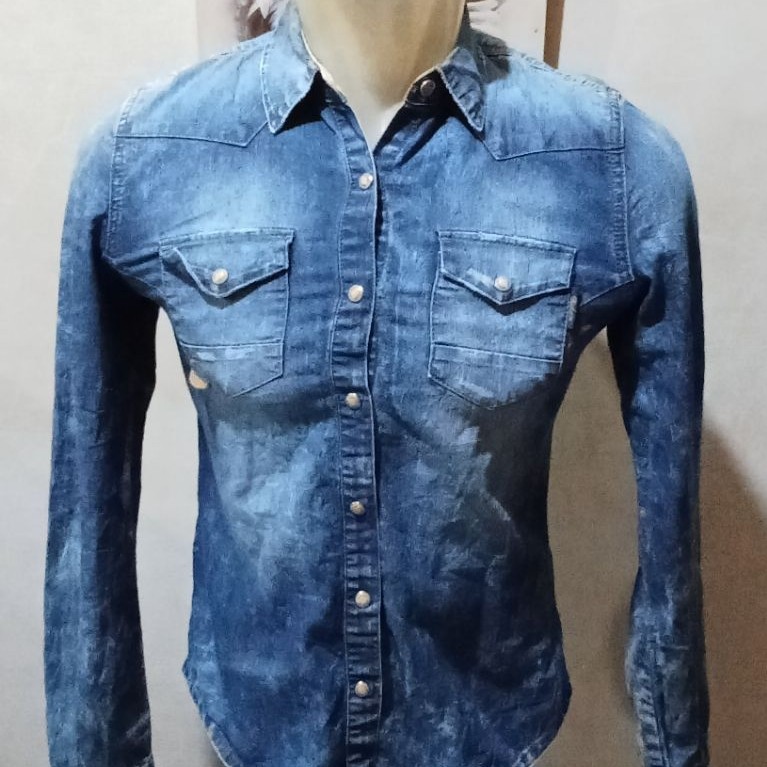 Kemeja Panjang Cowok Denim Buckaroo Size S