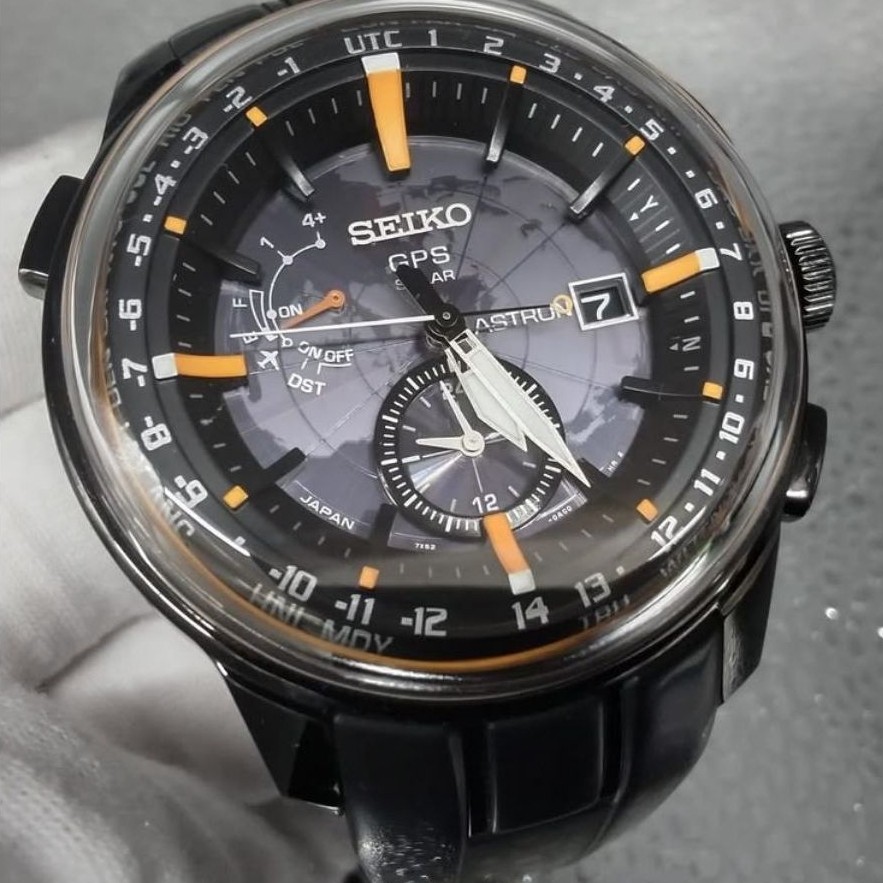 Seiko gps solar