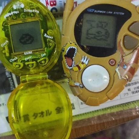 Digivice dan tamagotchi