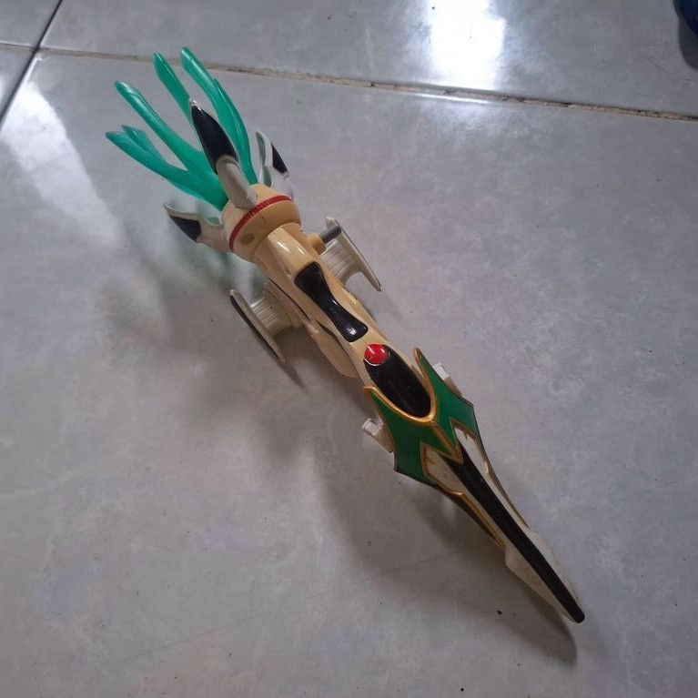 Power Rangers Mystic Force Green Mystic Racer