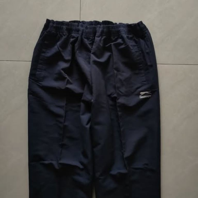 Celana Training Parasut SLAZENGER Size L Original Second