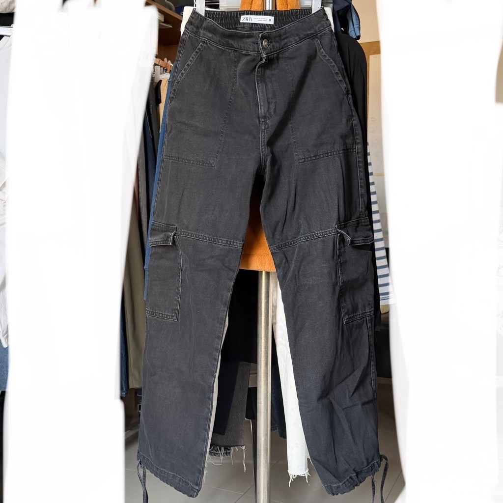 PRELOVED LIKE NEW ZARA DENIM CARGO PANTS SIZE XS