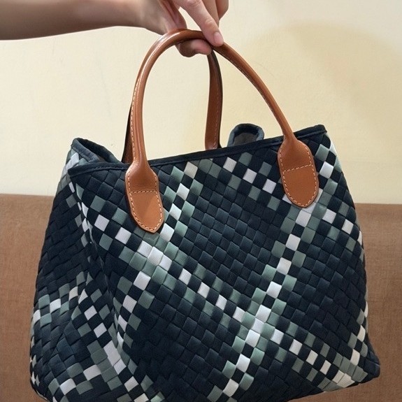 PRELOVED Tas Webe