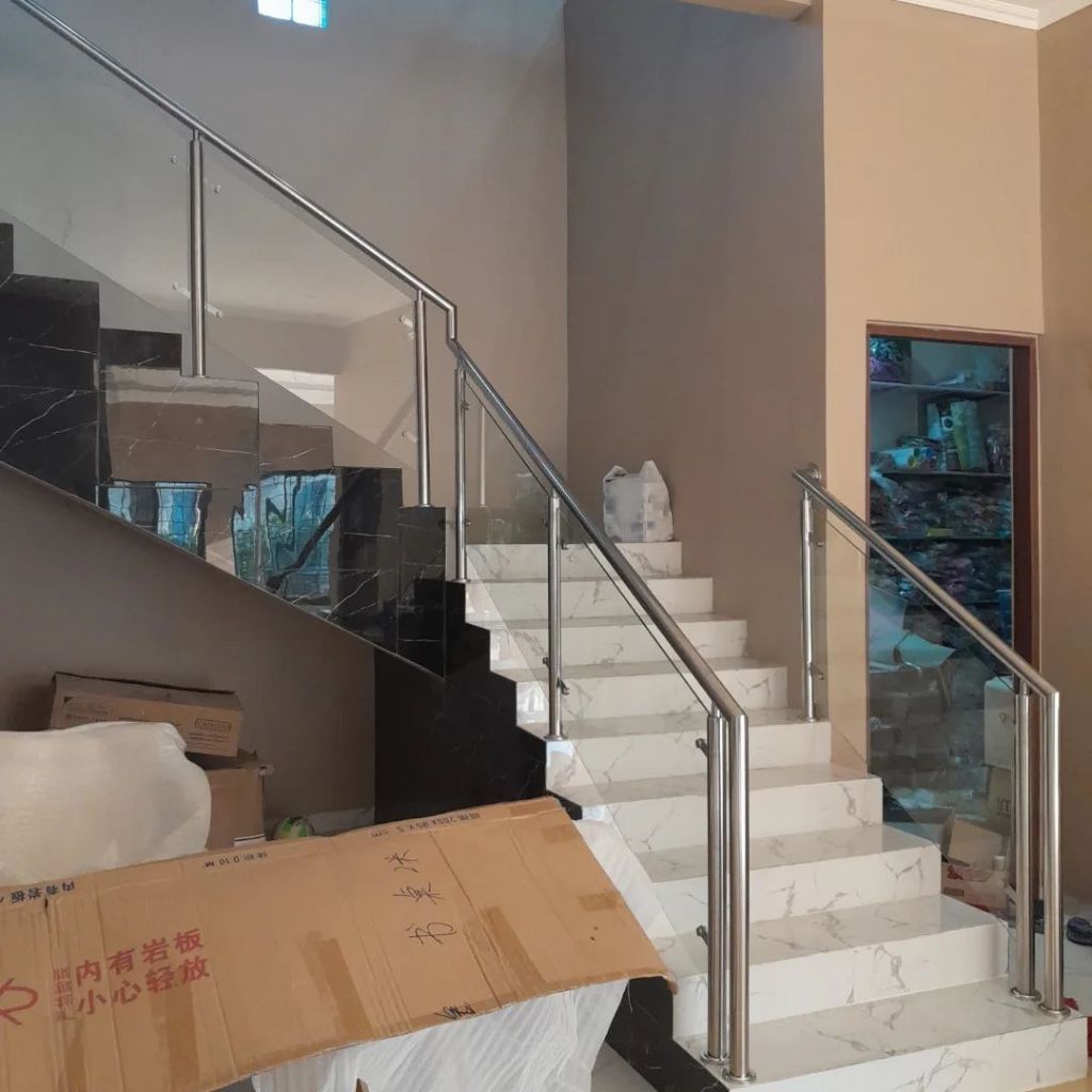 Railing Tangga dan Balkon kaca stainless steel bandung raya