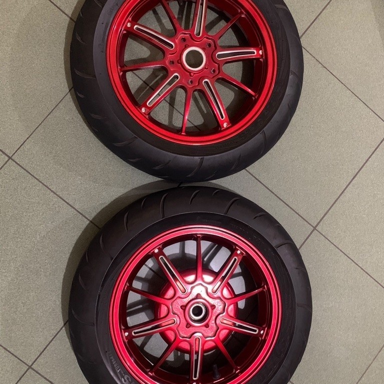 velg luigy + ban