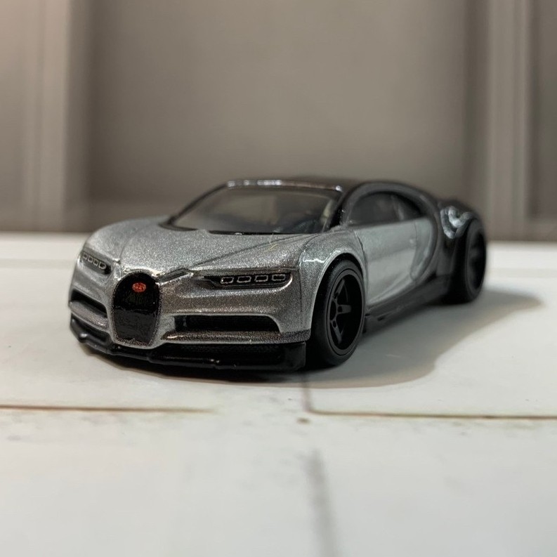 Hotwheels premium bugatti chiron loose mulus