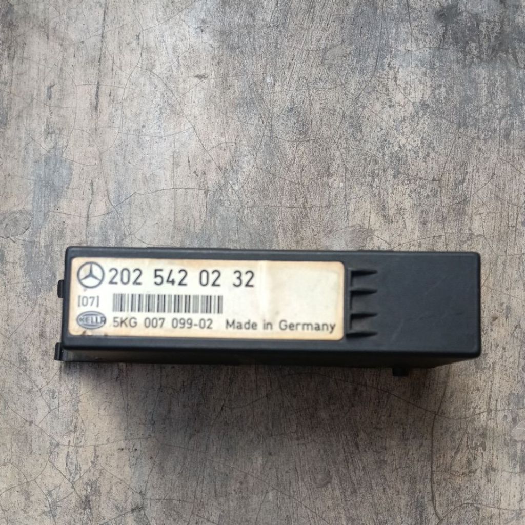 Modul Control Lampu Mercy W202