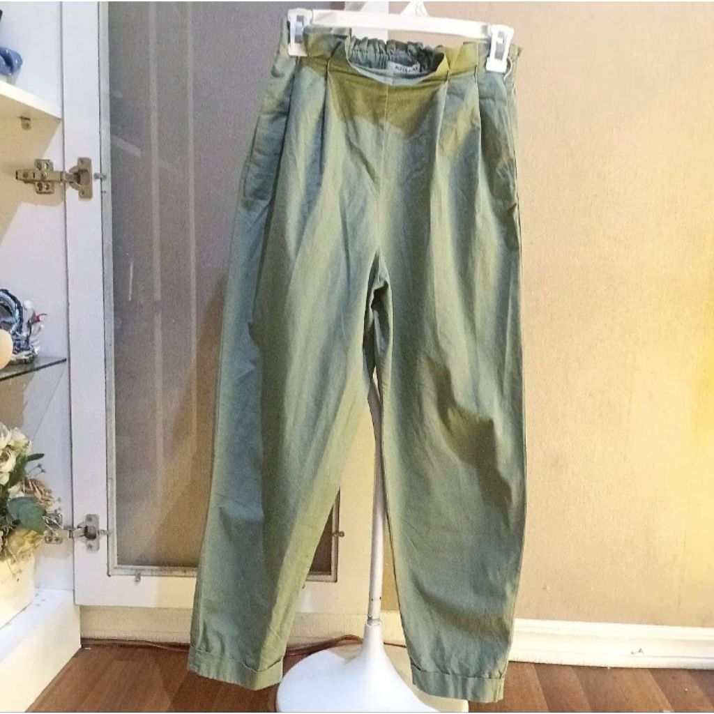 Preloved Celana Trouser Pull & Bear