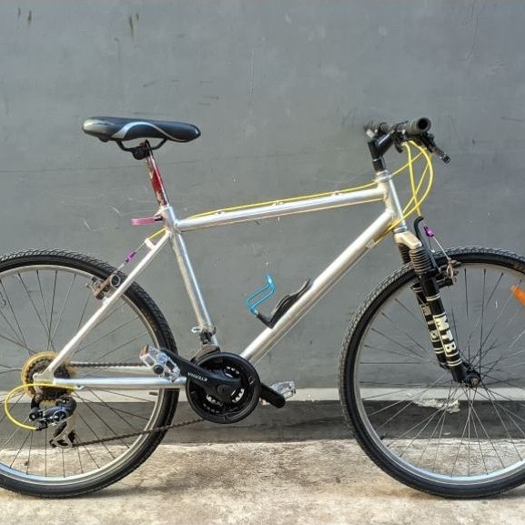 sepeda american beryllium alloy aluminium/sepeda/sepeda murah/sepeda kalcer/sepeda commuter/sepeda j