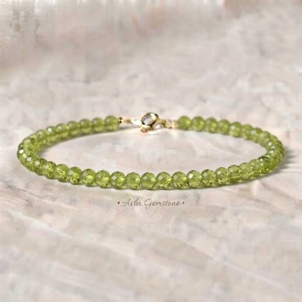 Gelang Wanita Peridot - Gemstone Asli - Bukan Sintetis -  Gelang Batu Alami - Kado Unik