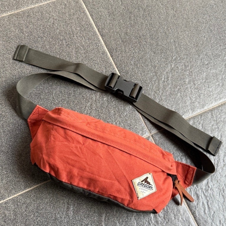 tas Gregory usa waist bag