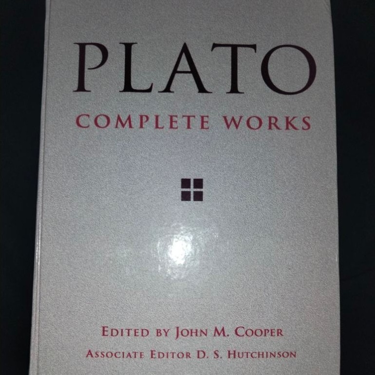 Plato buku preloved