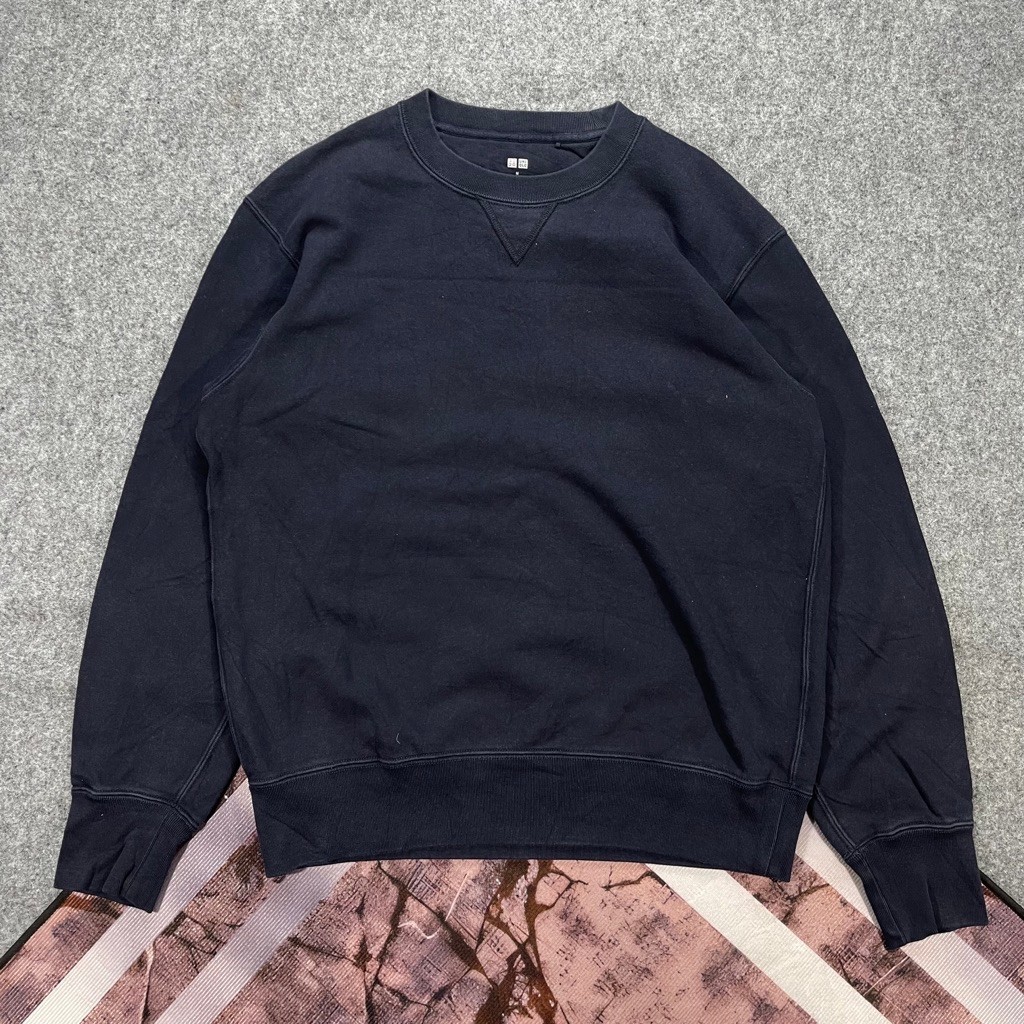 Crewneck Uniqlo second