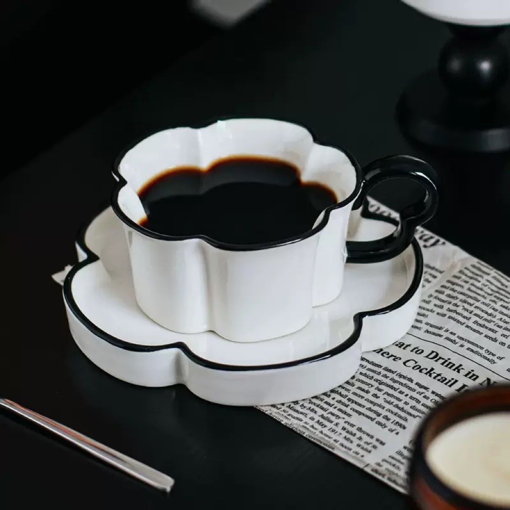 Cangkir Kopi Keramik Flower + Tatakan / Cangkir keramik Unik