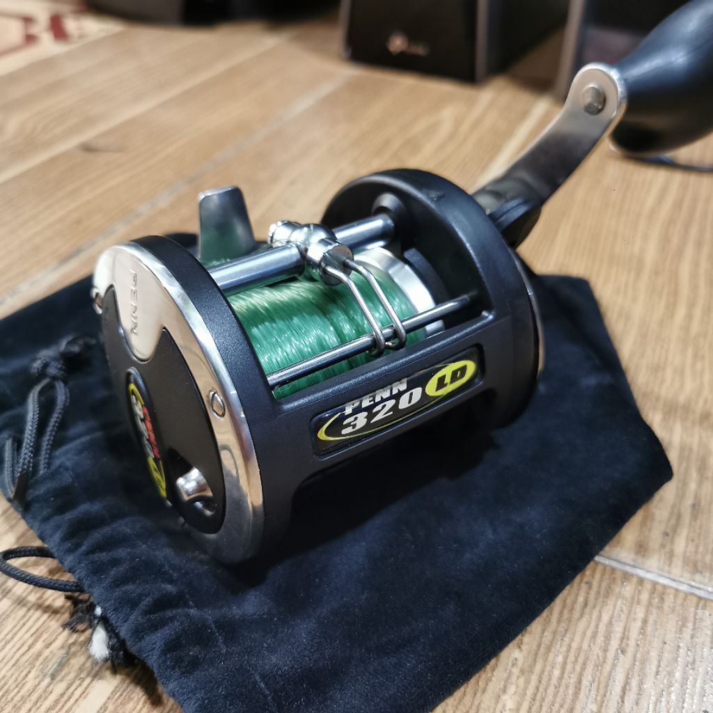 Troling PENN 320 LD Level wind fishing reel made in USA