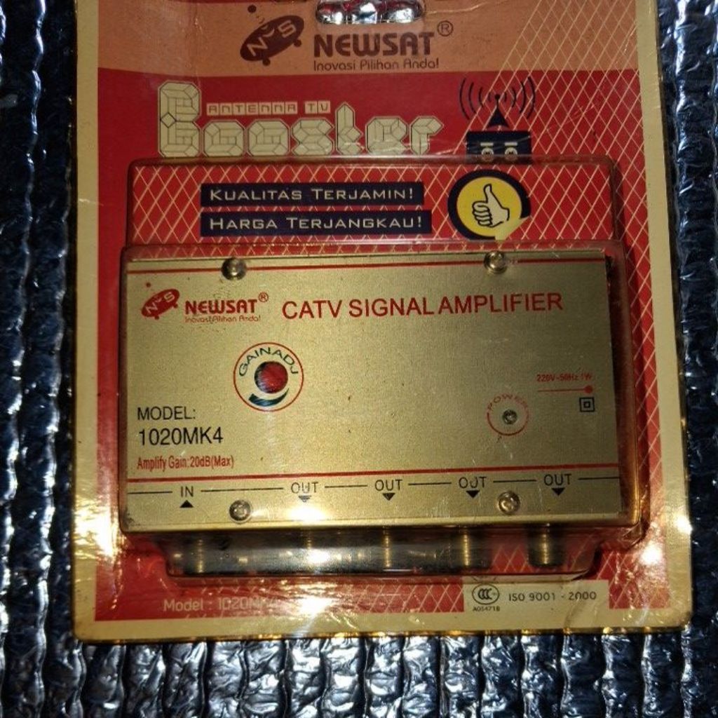 CATV SIGNAL AMPLIFIER 4 IN 1 NEWSAT 1020MK4
