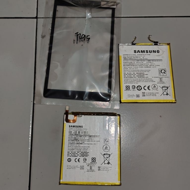 Baterai tablet tab samsung T295 minus free kaca lcd