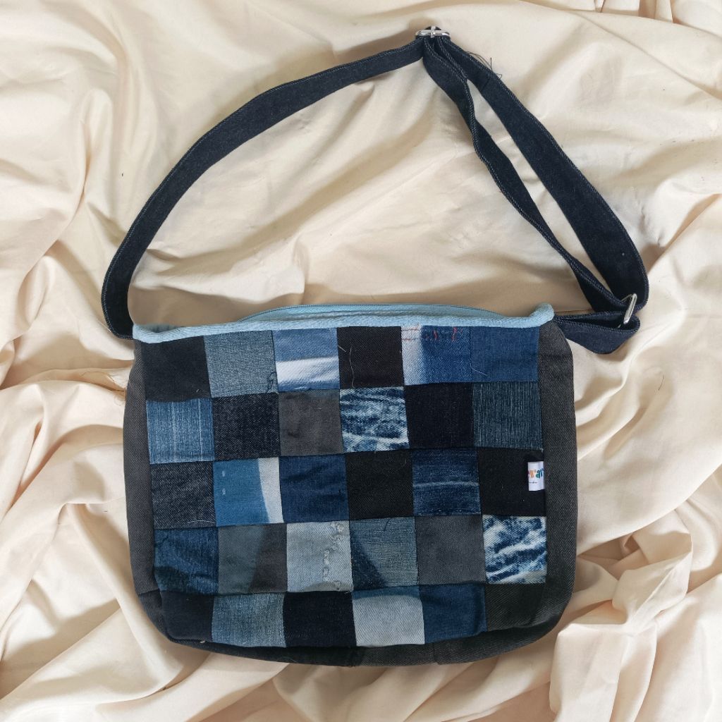 DENIM PATCHWORK SLING BAG