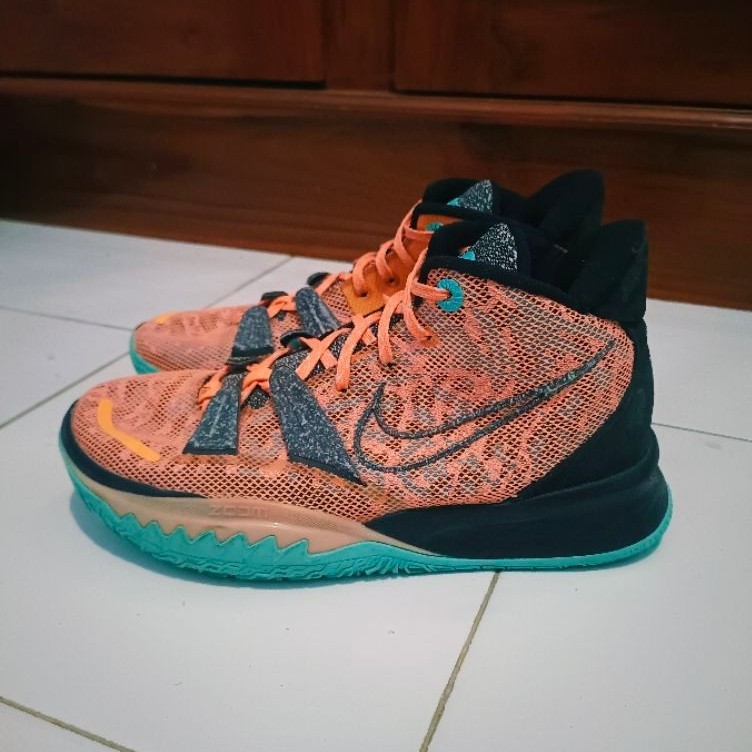 (NON ORI) Sepatu Bakset Second Nike Kyrie 7 "Play for the Future"