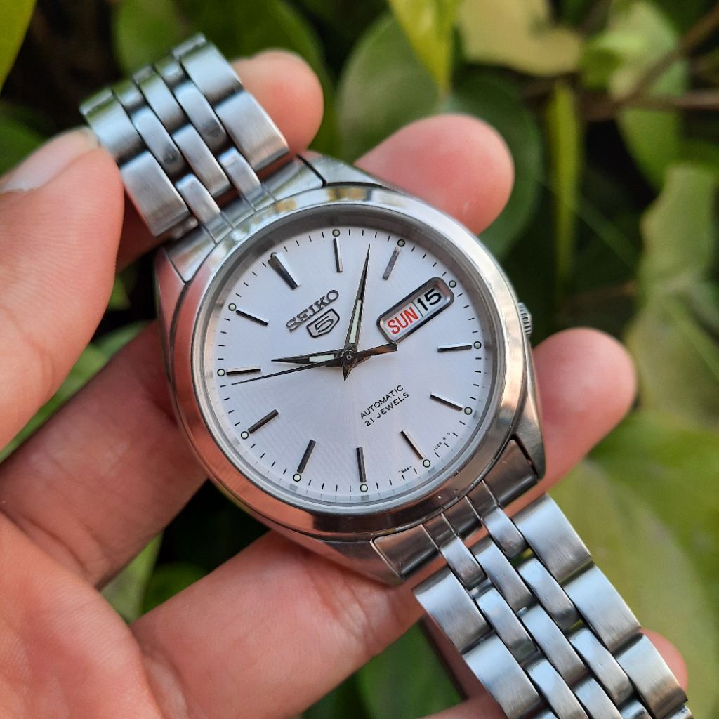 Seiko 5 Automatic SNKL15K1 White Putih Sunbrust Dial 7s26-03V0 SNKL15
