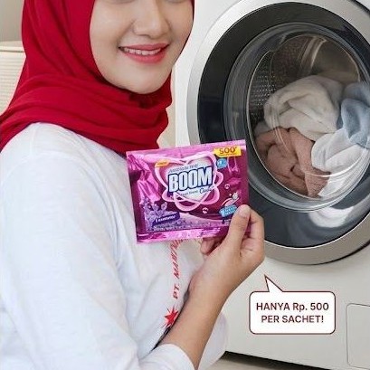 Detergen Cair BOOM Lavender 24pcs Berhadiah Toples