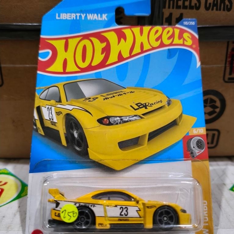 Hot Wheels LBWK Nissan Silvia S15 kuning Free Protektor