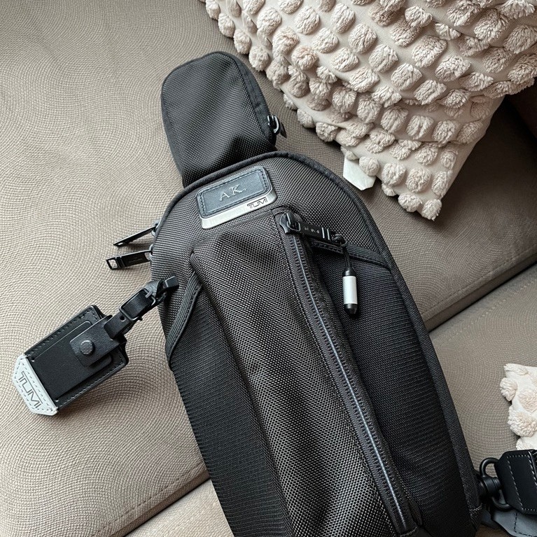 preloved Tumi sling bag esports pro alpha bravo
