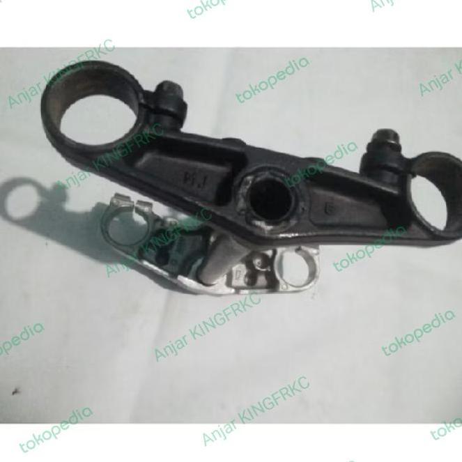 SEGITIGA ATAS BAWAH YAMAHA BYSON ORIGINAL COPOTAN Original