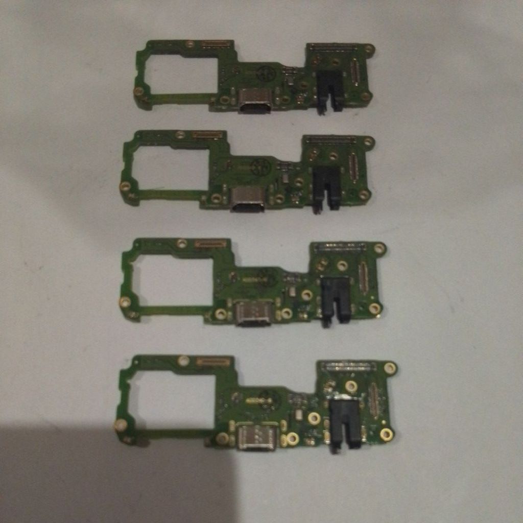 PCB CONECTOR OPO RENO 4 LITE