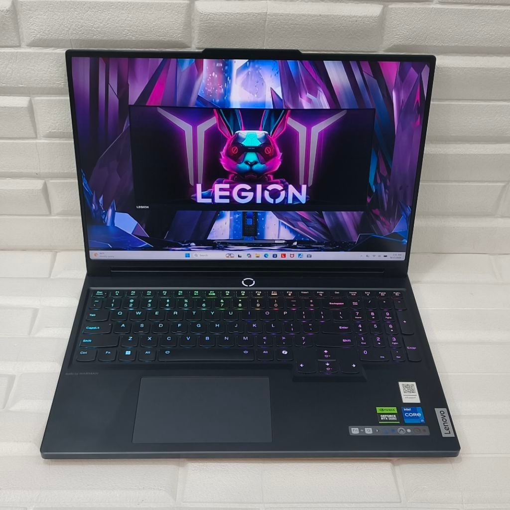 LENOVO LEGION 7 16IRX9 CORE i7-14700HX RTX 4060 16/1TB