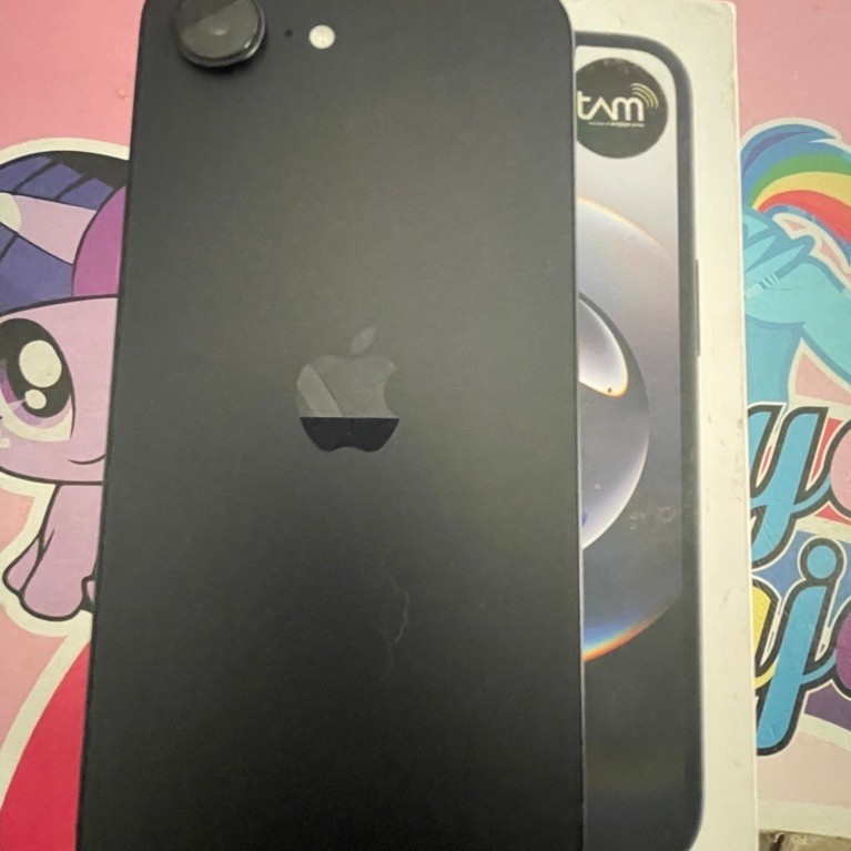 iphone 16e black 128 ibox garansi on 2027
