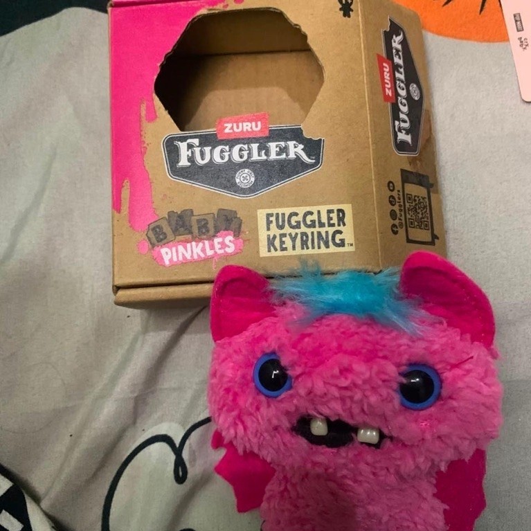 ZURU Fuggler Baby Pinkles Fuggler Keyring mainan gantung berbulu pink