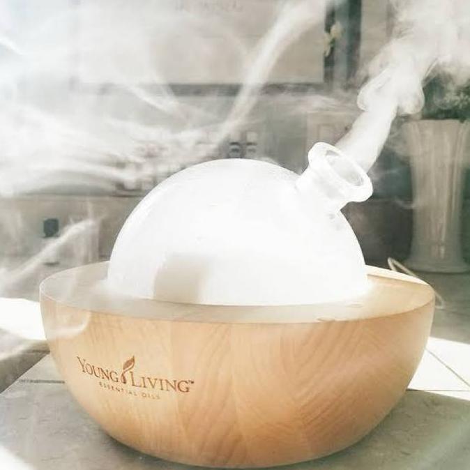 YOUNG LIVING aria diffuser essential oil essentials original young living