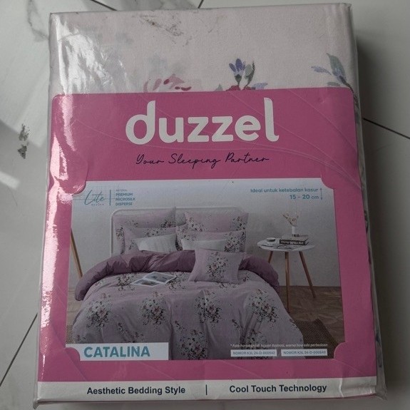 Sprei Motif Bunga-Bunga soft pink