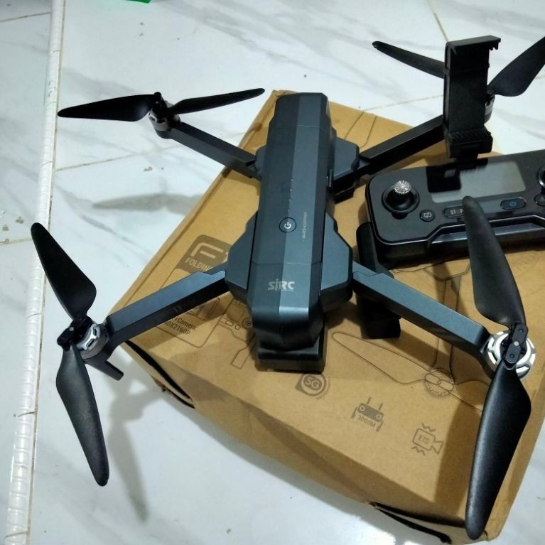 DRONE SjRC f11s 4K pro. second like new