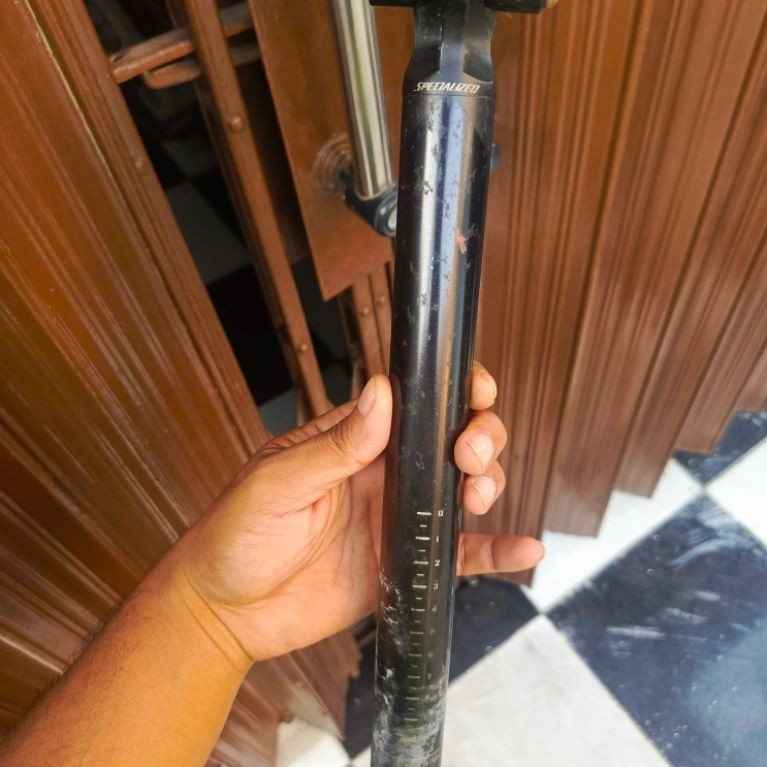 Seatpost Sepeda Specialized