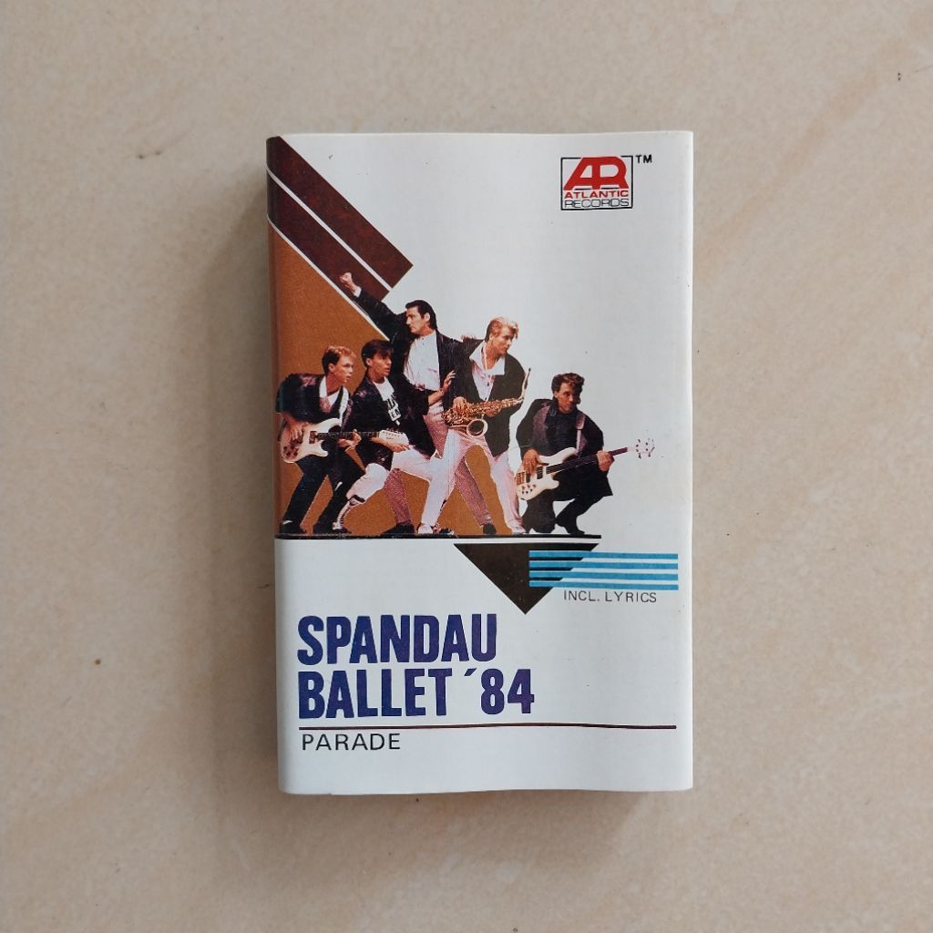 KASET SPANDAU BALLET ALBUM PARADE / THROUGH THE BARRICADES