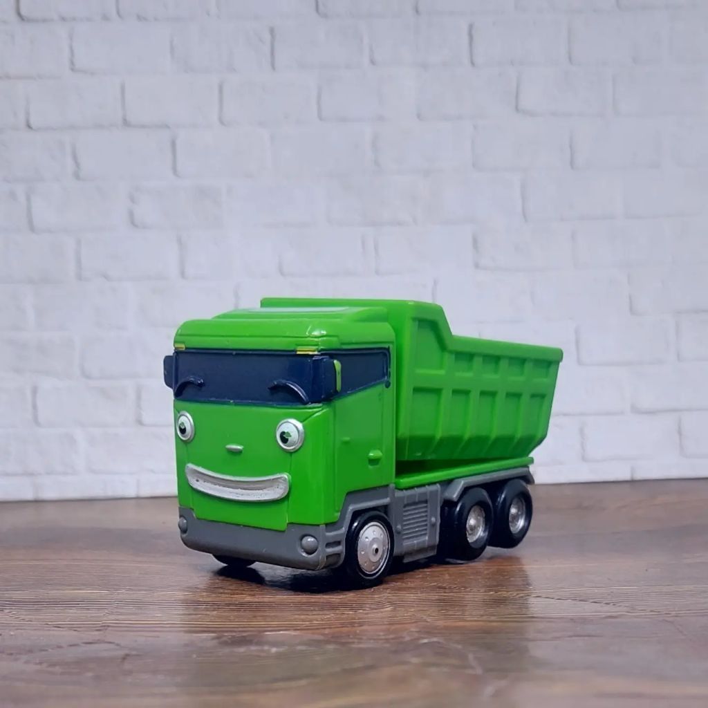 Max Truck Jungkit Mainan Mobilan Tayo ori Tayo The Little Bus Iconix Preloved murah