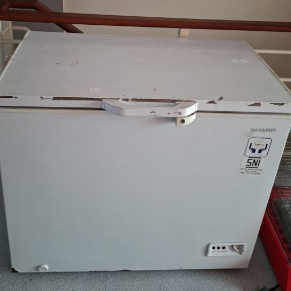 freezer sharp 200lt