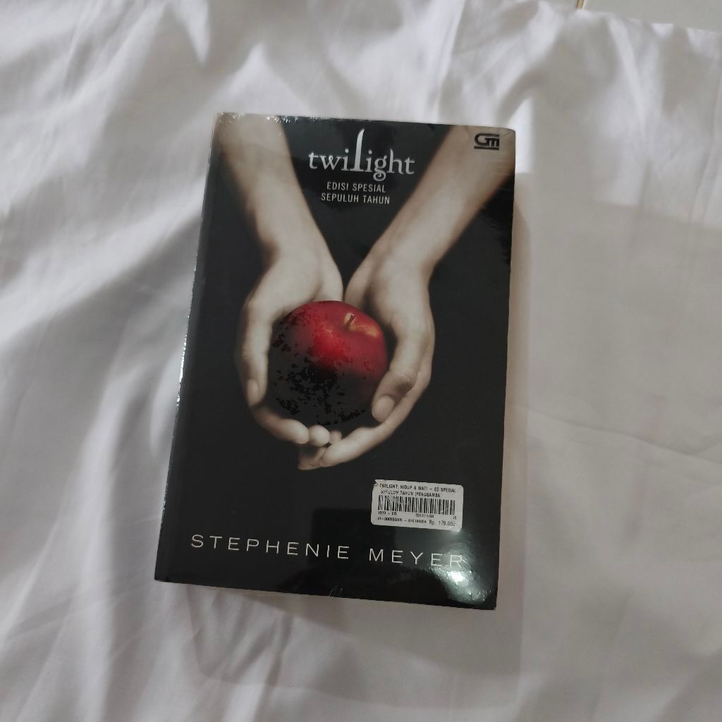 [New, Ori] Buku Novel (edisi spesial sepuluh tahun) TWILIGHT LIFE AND DEATH (hidup dan mati) - STEPH