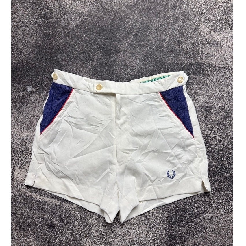 CELANA PENDEK FRED PERRY SECOND