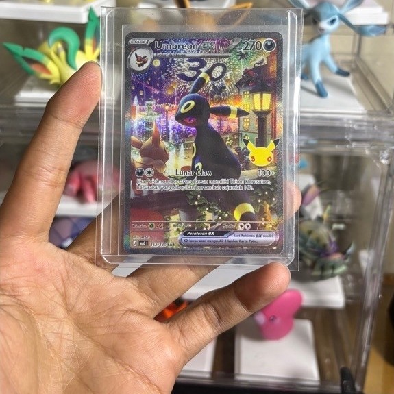 Kartu Pokémon Umbreon SAR Pokemon 30th Anniversary