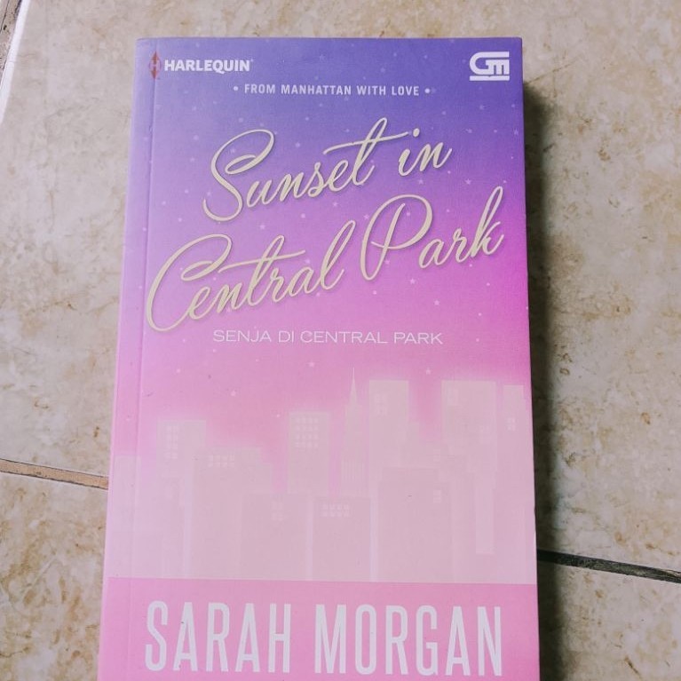 Novel Dewasa Sunset in Central Park Senja Di Central Park - Buku Original Kondisi Lengkap