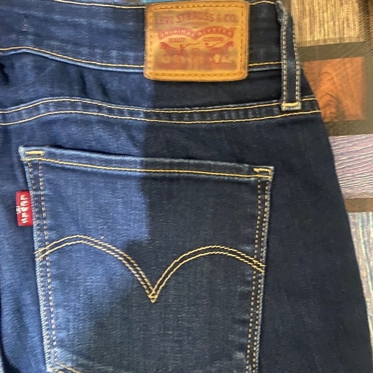 Levi’s Bootcut Jeans