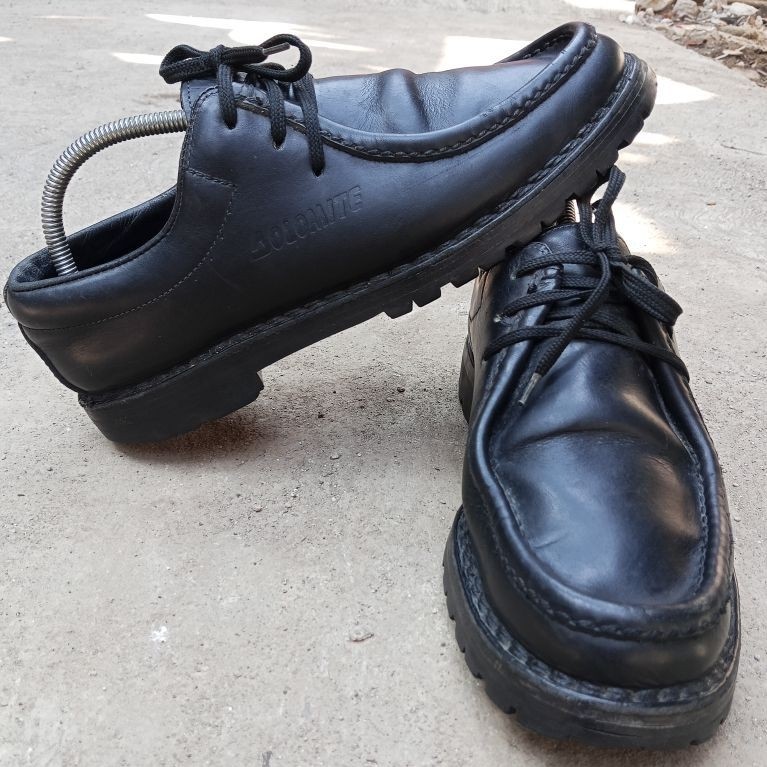 sepatu casual dolomite wallabe low boots vibram sz 42 43 kulit