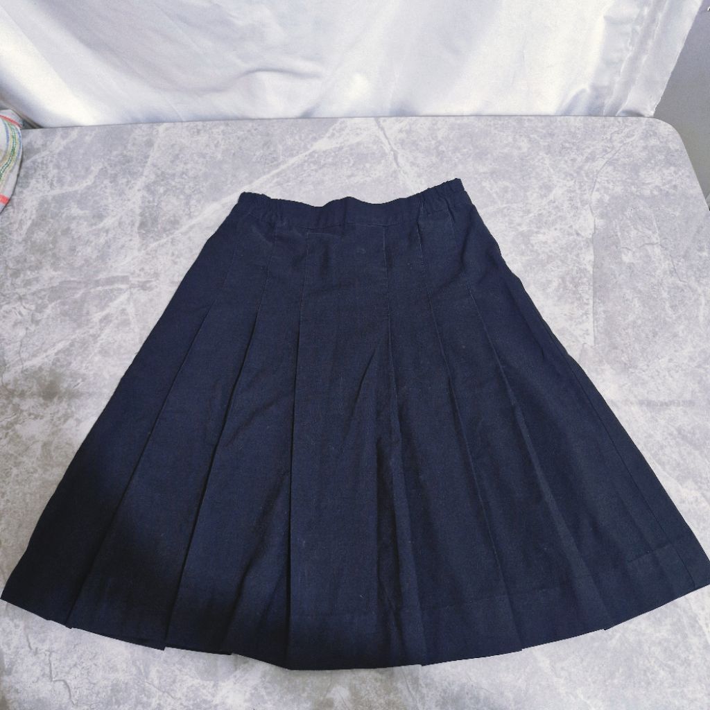 PRELOVED Rok pendek lipat wanita hitam.black bekas second PL