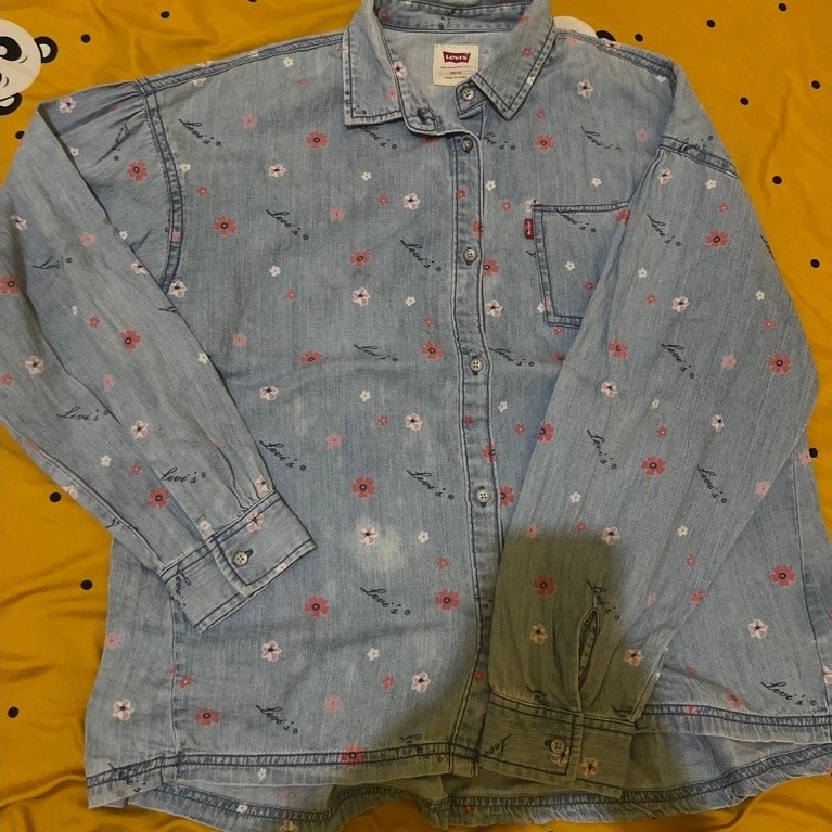 kemeja levi's motif second