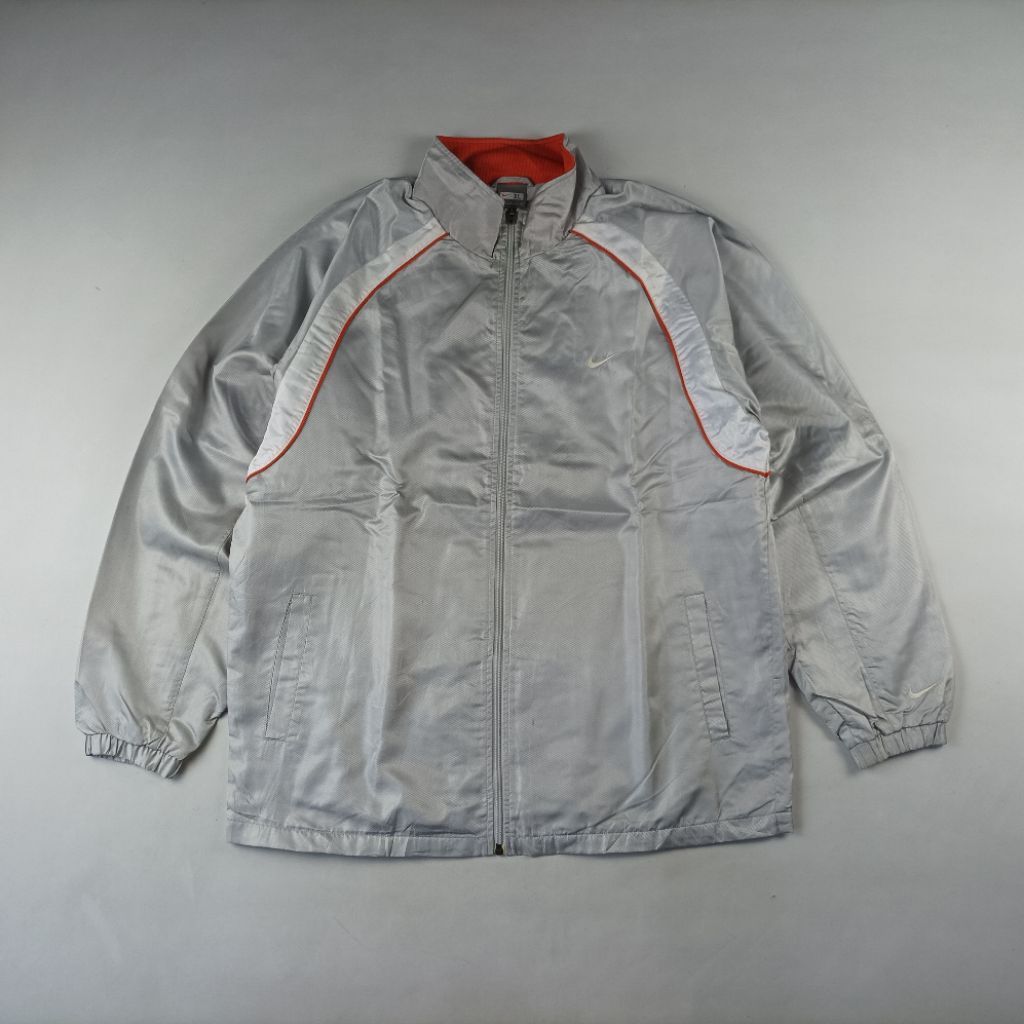 Vintage Windbreaker size XL pria P076
